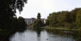 pic_0050_st_james_park_toward_buckingham_palace_web.jpg (209188 bytes)