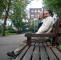 pic_0063_notting_hill_steve_and_linda_web.jpg (254481 bytes)