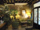 paris0705_240_hotel_web.jpg (181830 bytes)