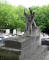paris0705_347_p_lechaise_web.jpg (143286 bytes)