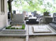 paris0705_349_p_lechaise_stein_toklas_web.jpg (168599 bytes)