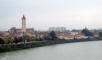 IMG_1915_web.jpg (101166 bytes)